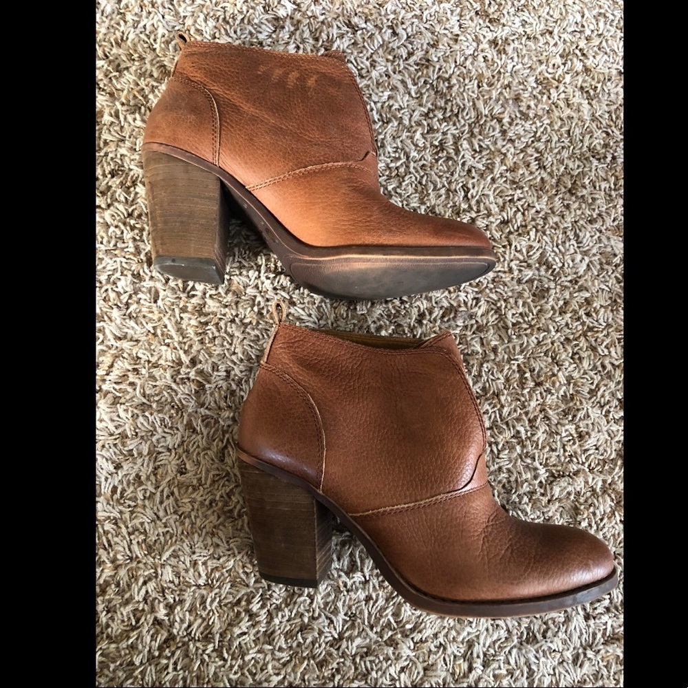 Lucky brand shoes